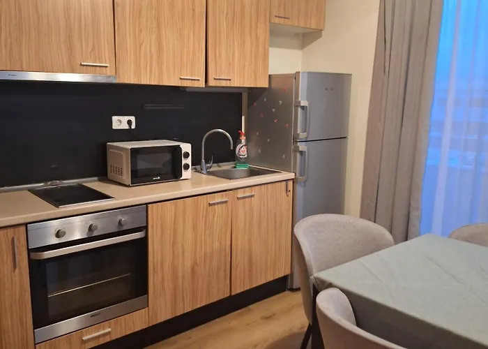 Apartments Mladost 1A